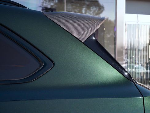 Used 2022 Bentley Bentayga image 7