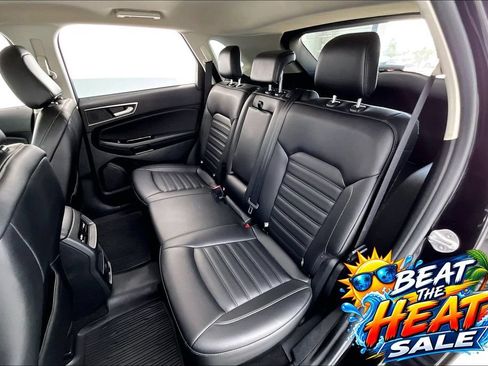 Used 2020 Ford Edge SEL w/ Cold Weather Package AWD/4WD image 32