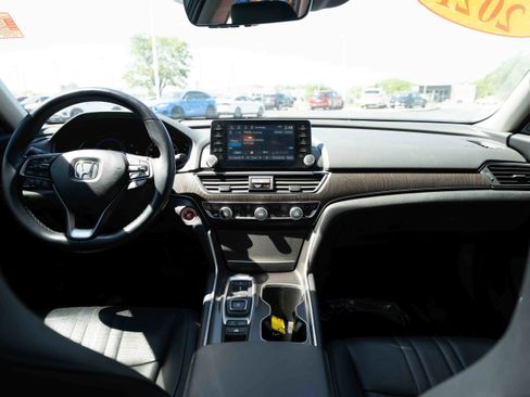 Used 2021 Honda Accord Touring image 20