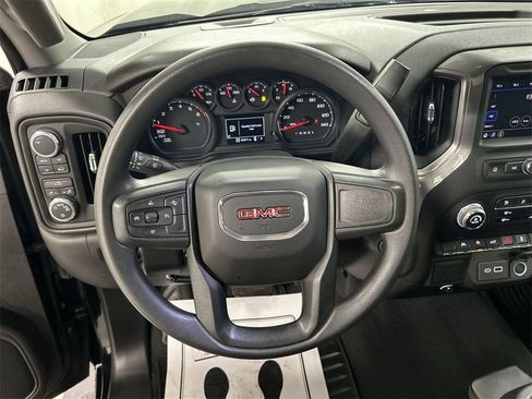 Used 2022 GMC Sierra 1500 Pro w/ Convenience Package image 4