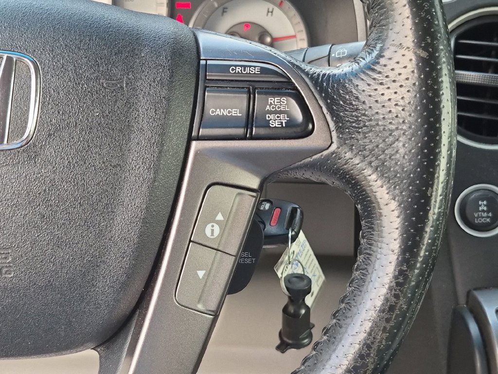Used 2015 Honda Pilot Touring image 25