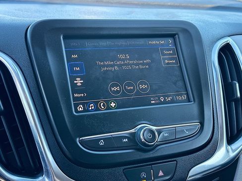 Used 2023 Chevrolet Equinox LS w/ LS Convenience Package image 15