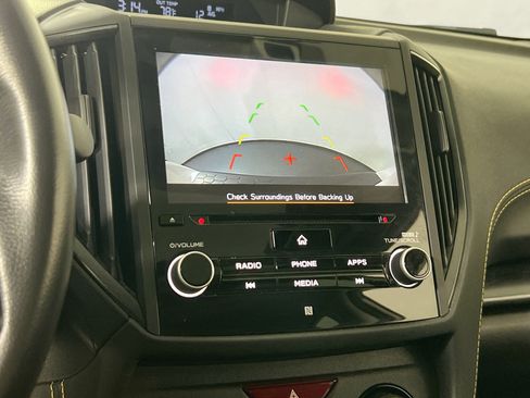 Used 2022 Subaru Crosstrek 2.5i Sport w/ Moonroof Package image 13