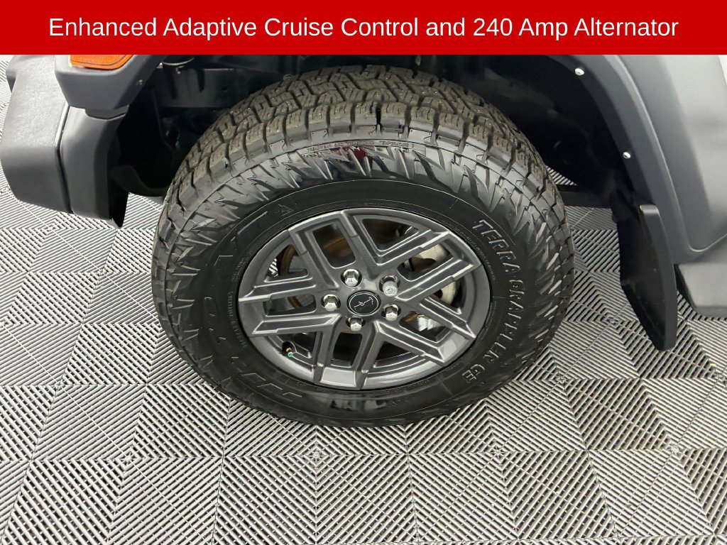 Used 2024 Jeep Wrangler Unlimited Sport AWD/4WD image 16