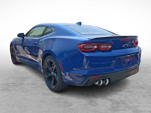 Used 2020 Chevrolet Camaro LT w/ Technology Package RWD image 3