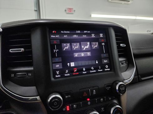 Used 2019 RAM 2500 Laramie image 50