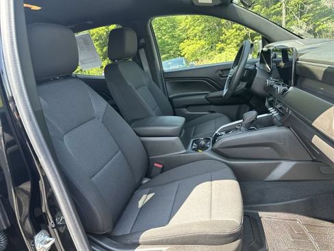 Certified 2024 Chevrolet Colorado Trail Boss w/ Advanced Trailering Package AWD/4WD image 28