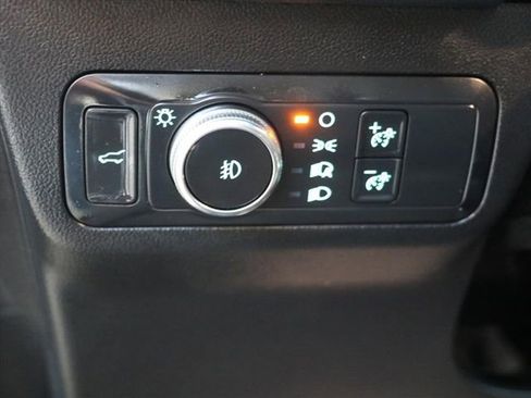 Used 2022 Ford Escape SEL image 30