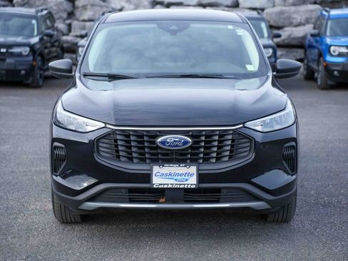 Used 2023 Ford Escape Active w/ Tech Pack #1 image 2