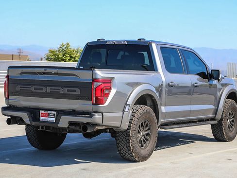 Used 2025 Ford F150 Raptor AWD/4WD image 5