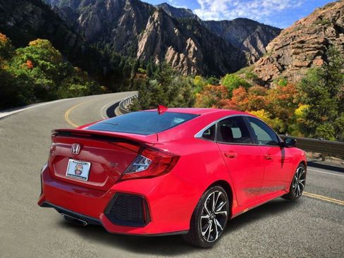 Used 2017 Honda Civic Si image 3