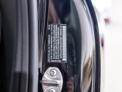 Used 2025 Porsche 911 Carrera RWD image 41