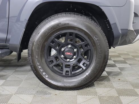 Used 2024 Toyota 4Runner TRD Off-Road Premium image 23