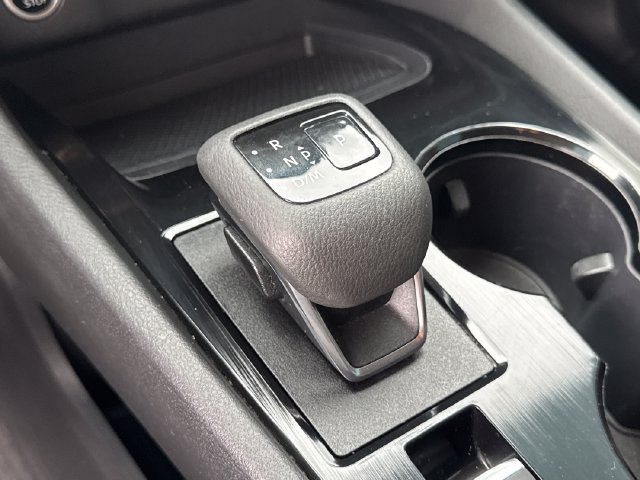 Used 2023 Nissan Rogue S FWD image 20