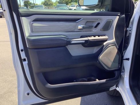 Used 2024 RAM 1500 Limited AWD/4WD image 9