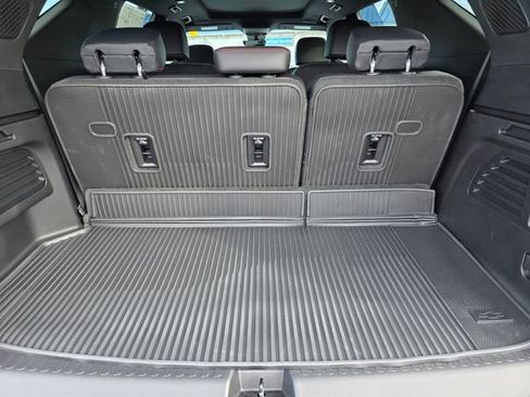 New 2026 Chevrolet Traverse RS w/ LPO, Floor Liner Package image 17