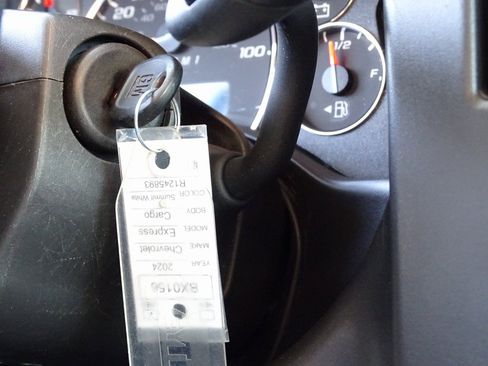 Used 2024 Chevrolet Express 2500 w/ Driver Convenience Package image 35