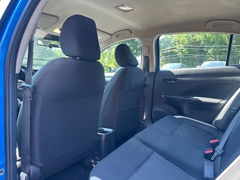 Used 2021 Nissan Versa SV FWD image 14