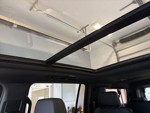 Used 2026 GMC Yukon XL Denali w/ Sun & Power Step Package image 2