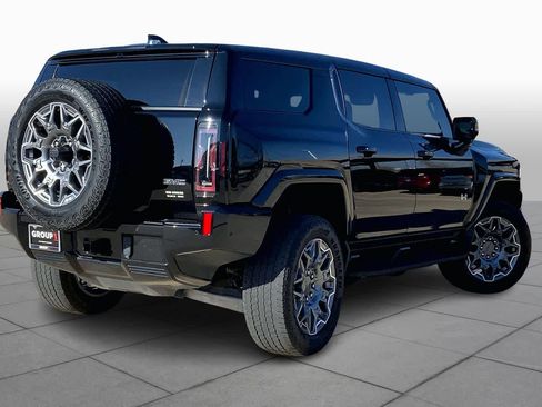 Used 2024 GMC Hummer EV 3X image 11