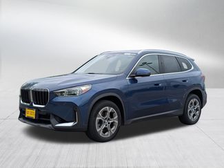 Used 2023 BMW X1 xDrive28i w/ Convenience Package AWD/4WD video 3