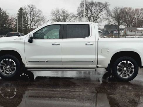Certified 2023 Chevrolet Silverado 1500 High Country w/ Z71 Off-Road Package image 5