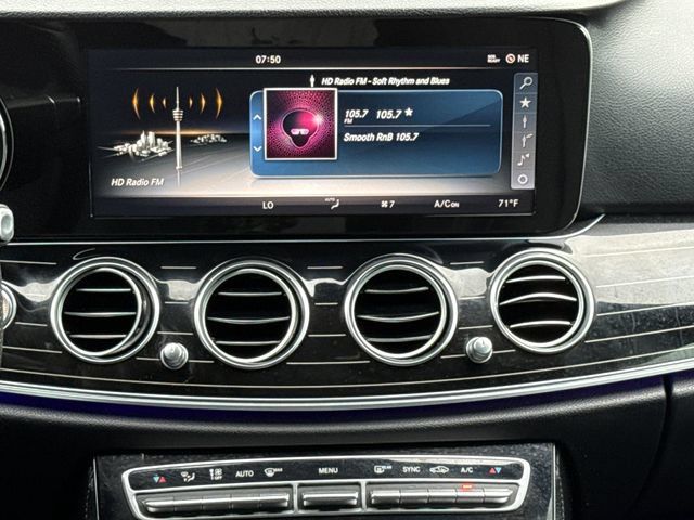 Used 2017 Mercedes-Benz E 300 image 11