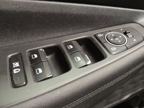 Used 2019 Hyundai Santa Fe SE image 27