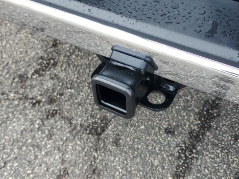 New 2026 GMC Sierra 1500 SLT w/ SLT Convenience Package image 9