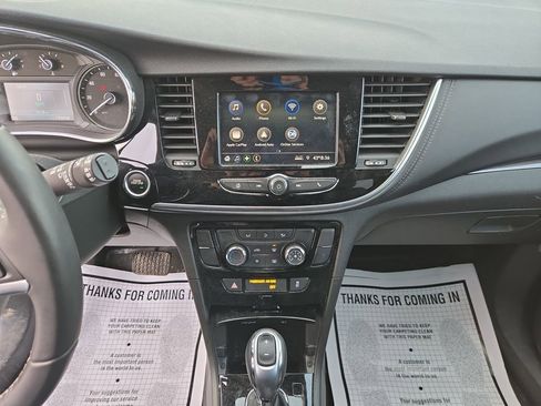 Used 2022 Buick Encore Preferred w/ Safety Package image 15