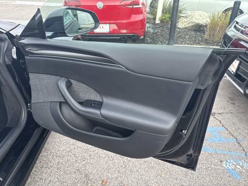 Used 2021 Tesla Model S Plaid image 23