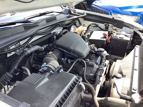 Used 2021 Toyota Tacoma SR RWD image 29