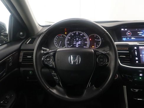 Used 2017 Honda Accord EX-L image 27