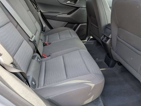Used 2025 Chevrolet Equinox LT AWD/4WD image 27