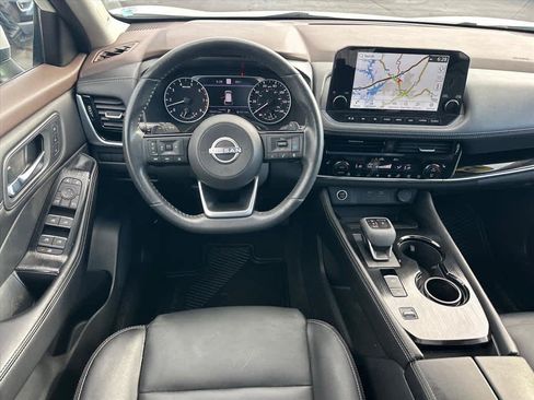 Used 2023 Nissan Rogue SL w/ SL Premium Package FWD image 10