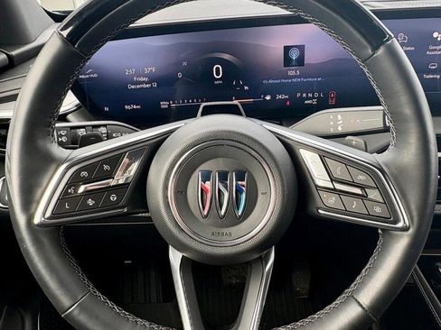 Used 2025 Buick Enclave Avenir w/ Super Cruise Package image 21