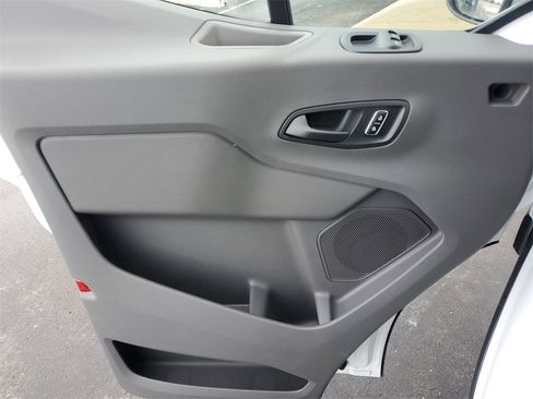 New 2026 Ford Transit 250 148 Medium Roof image 21