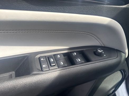 Certified 2022 Jeep Compass Limited image 12