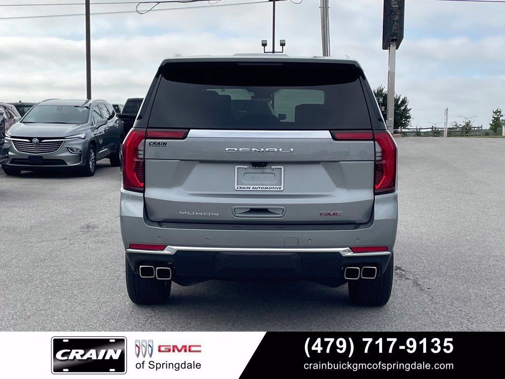 Used 2025 GMC Yukon Denali w/ Advanced Technology Package AWD/4WD image 6
