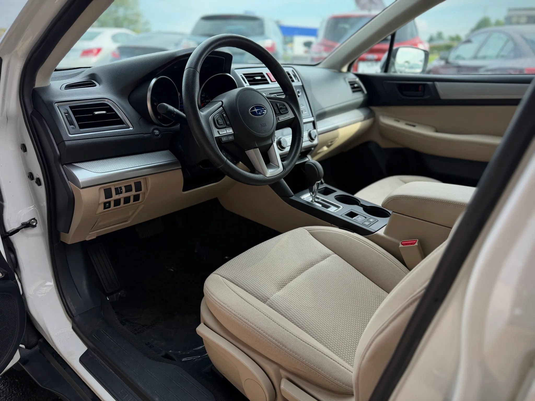 Used 2017 Subaru Outback 2.5i w/ Popular Package #1 AWD/4WD image 6
