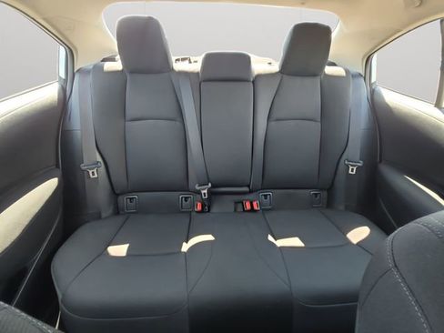 Used 2025 Toyota Corolla LE image 16
