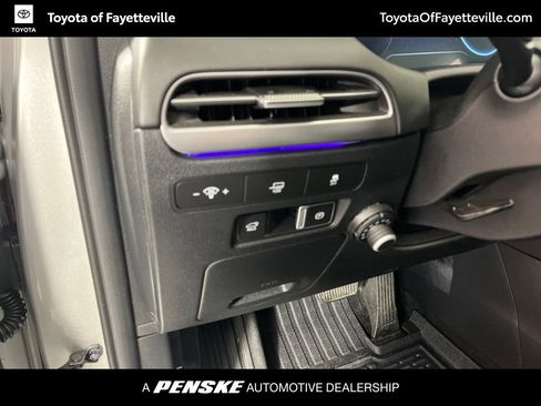 Used 2024 Hyundai Palisade Limited AWD/4WD image 29