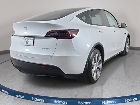 Used 2023 Tesla Model Y Long Range image 6