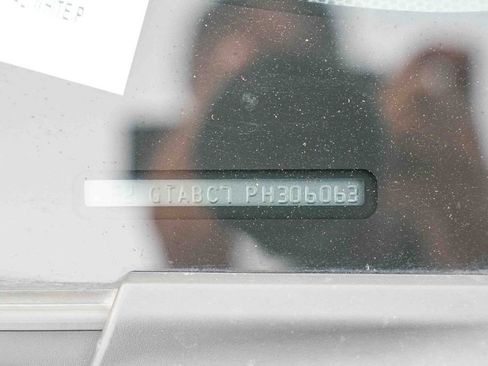 Certified 2023 Subaru Crosstrek 2.0i image 32