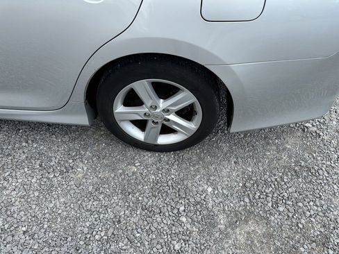 Used 2014 Toyota Camry SE image 20