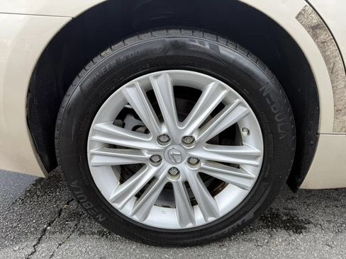 Used 2014 Lexus ES 350 w/ Premium Package FWD image 40