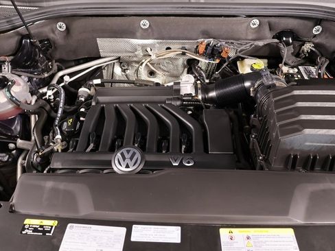 Used 2023 Volkswagen Atlas Cross Sport SEL Premium R-Line image 20