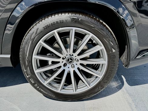 New 2026 Mercedes-Benz GLS 580 4MATIC image 15