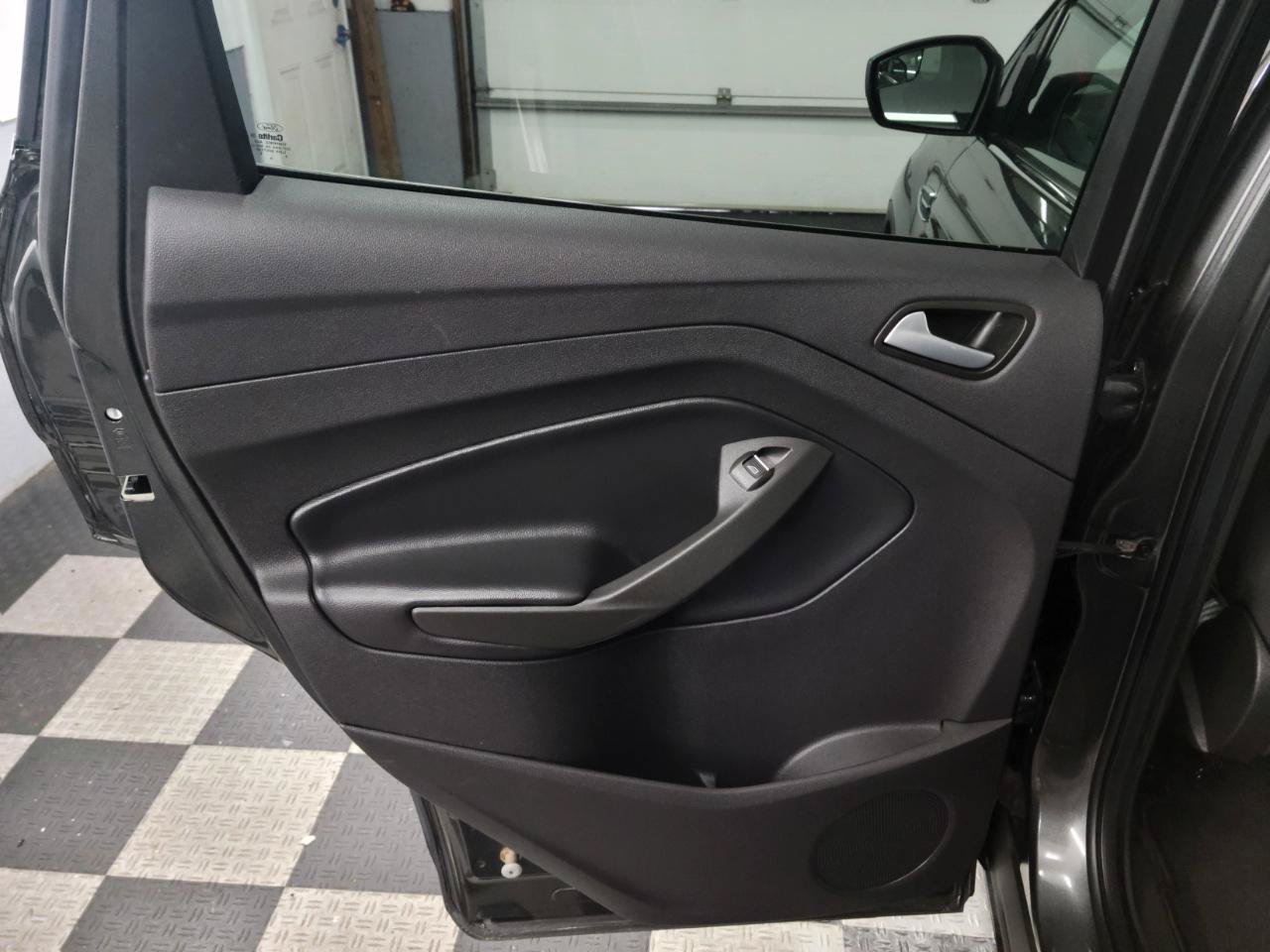 Used 2019 Ford Escape SE AWD/4WD image 22