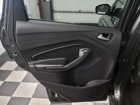 Used 2019 Ford Escape SE AWD/4WD image 22